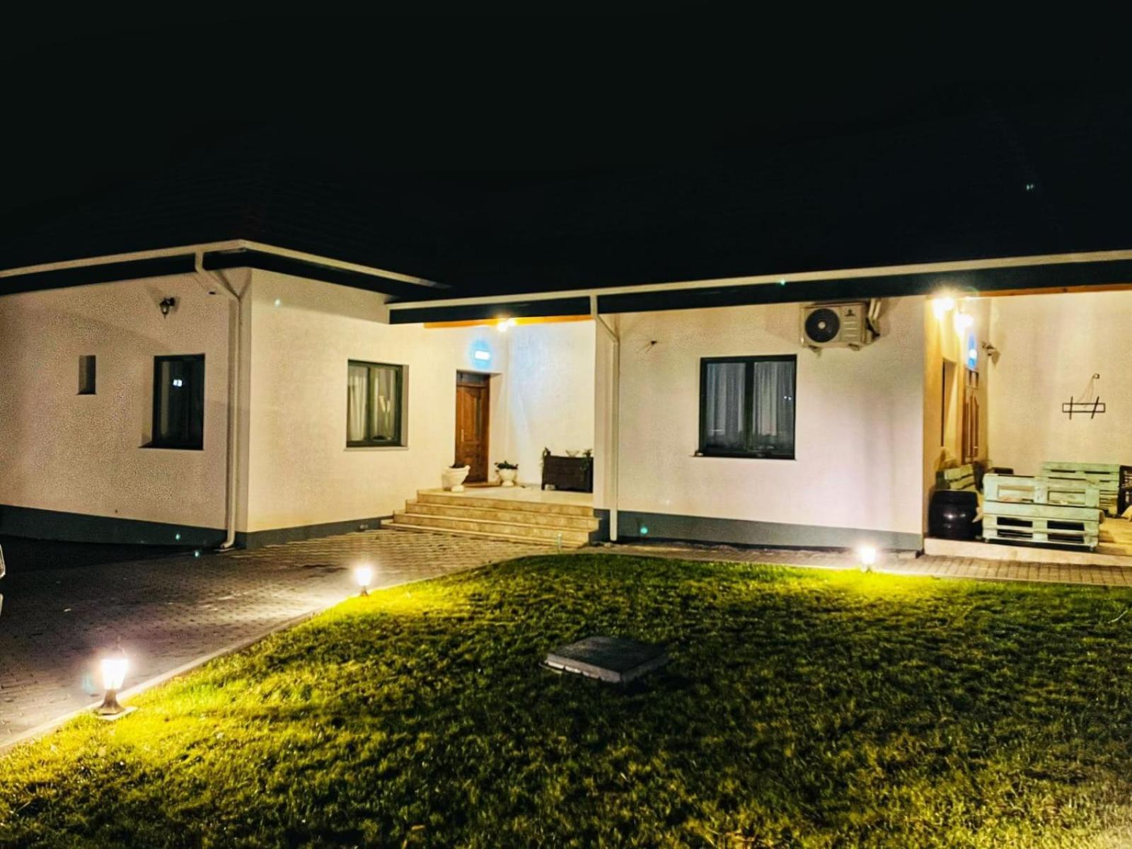 Hotel Domeniul Bondarelului à Ocolisu Mic Extérieur photo