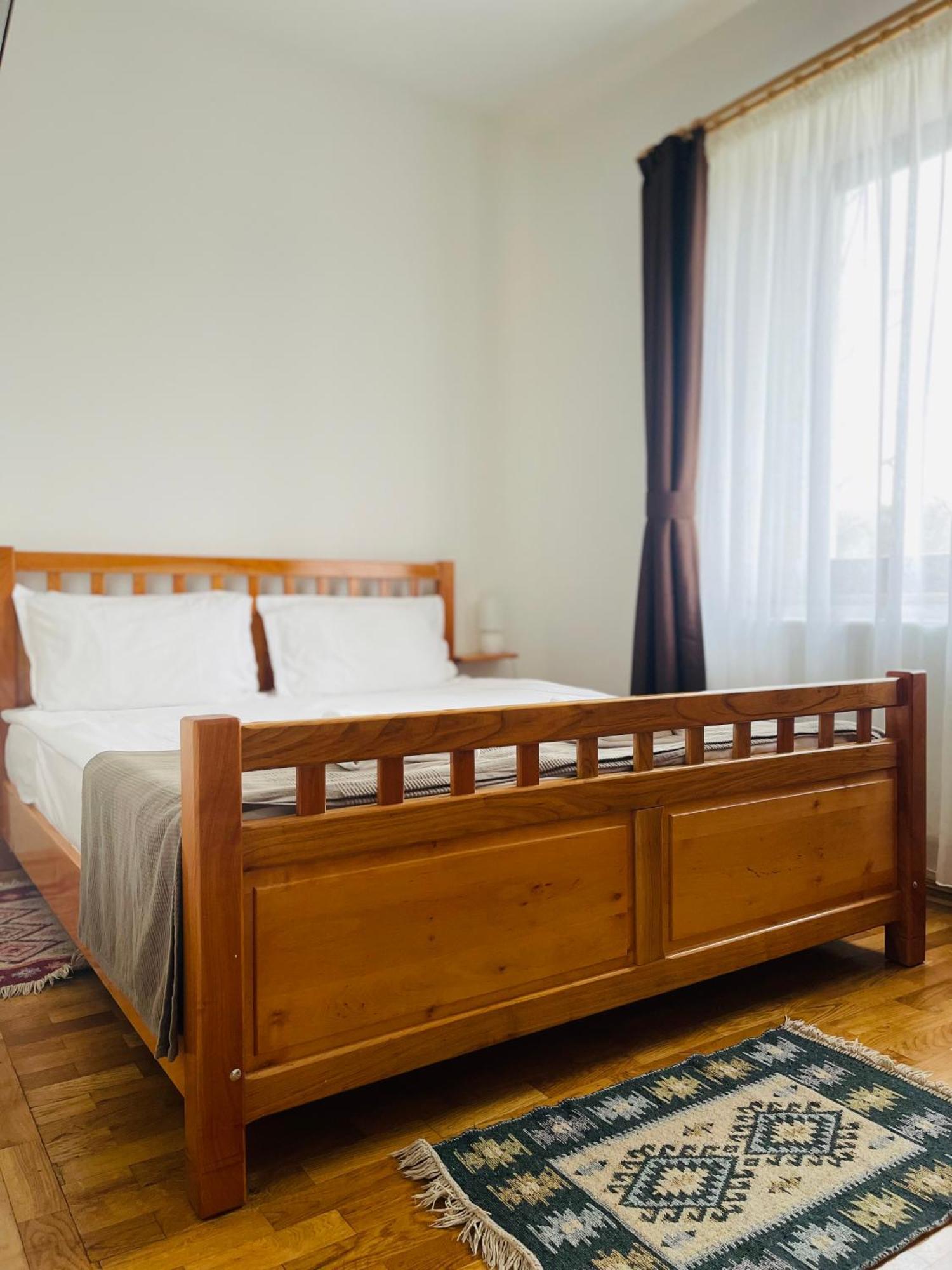 Hotel Domeniul Bondarelului à Ocolisu Mic Extérieur photo